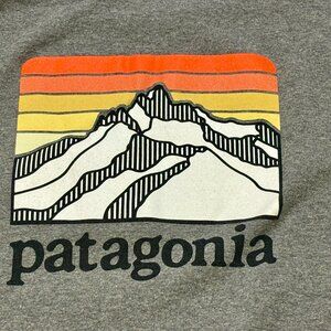 ~~Patagonia Organic Cotton T Shirt Men's L Regular Fit Logo Tee